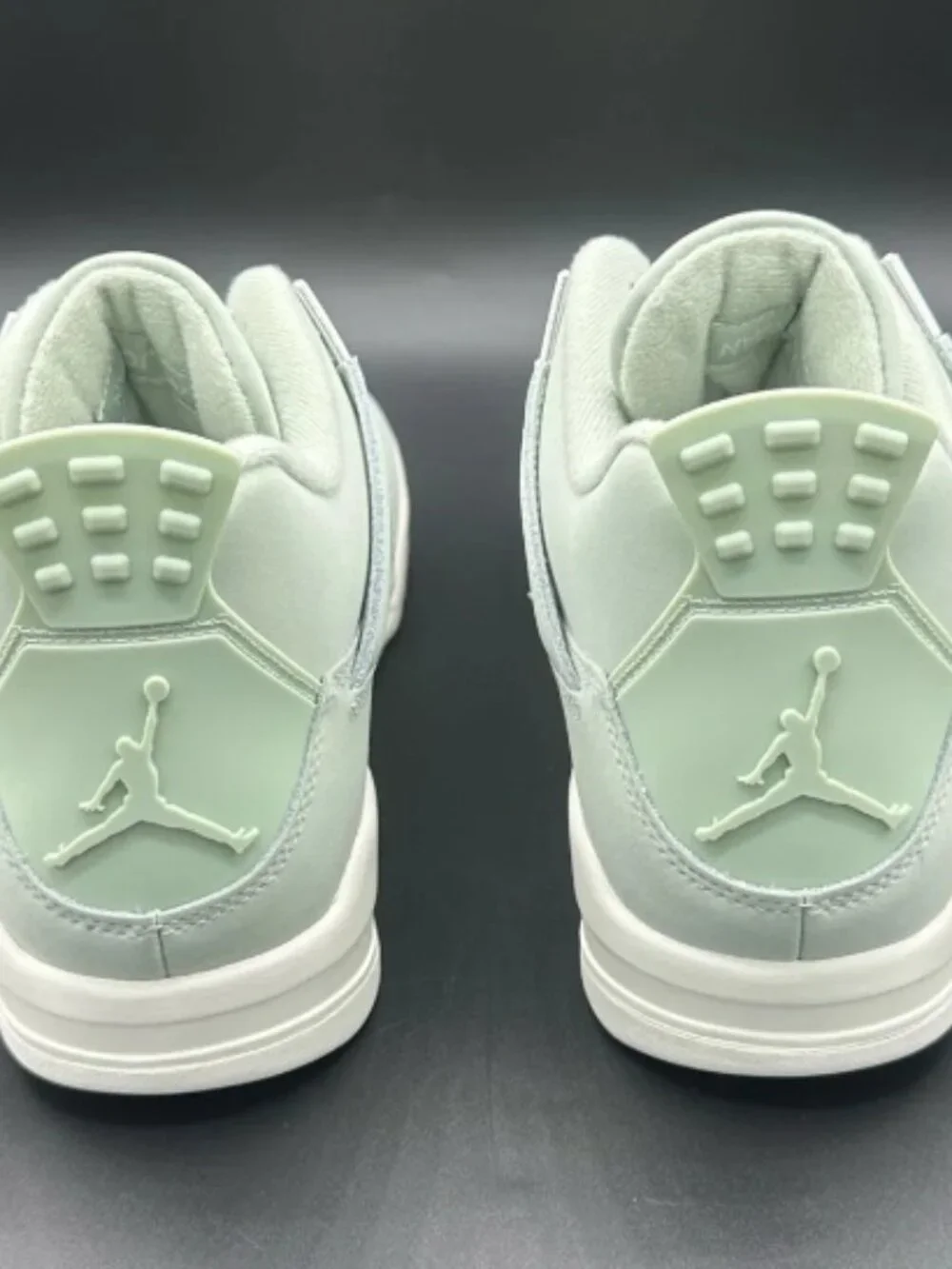 Nike Air Jordan 4 Retro 'Seafoam Sail'